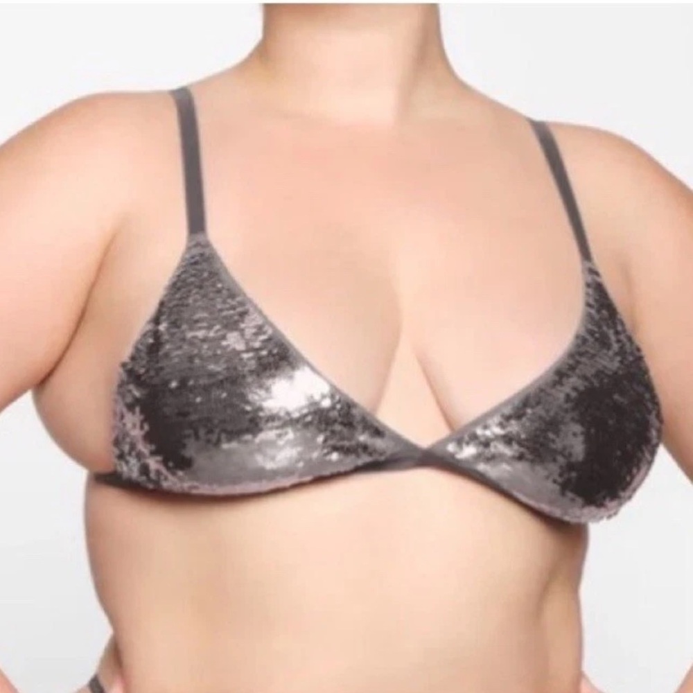 NWOT Skims Silver Sequin Triangle Bralette